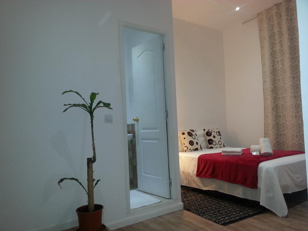 Casa De Huespedes Prada Hotel Madrid Room photo