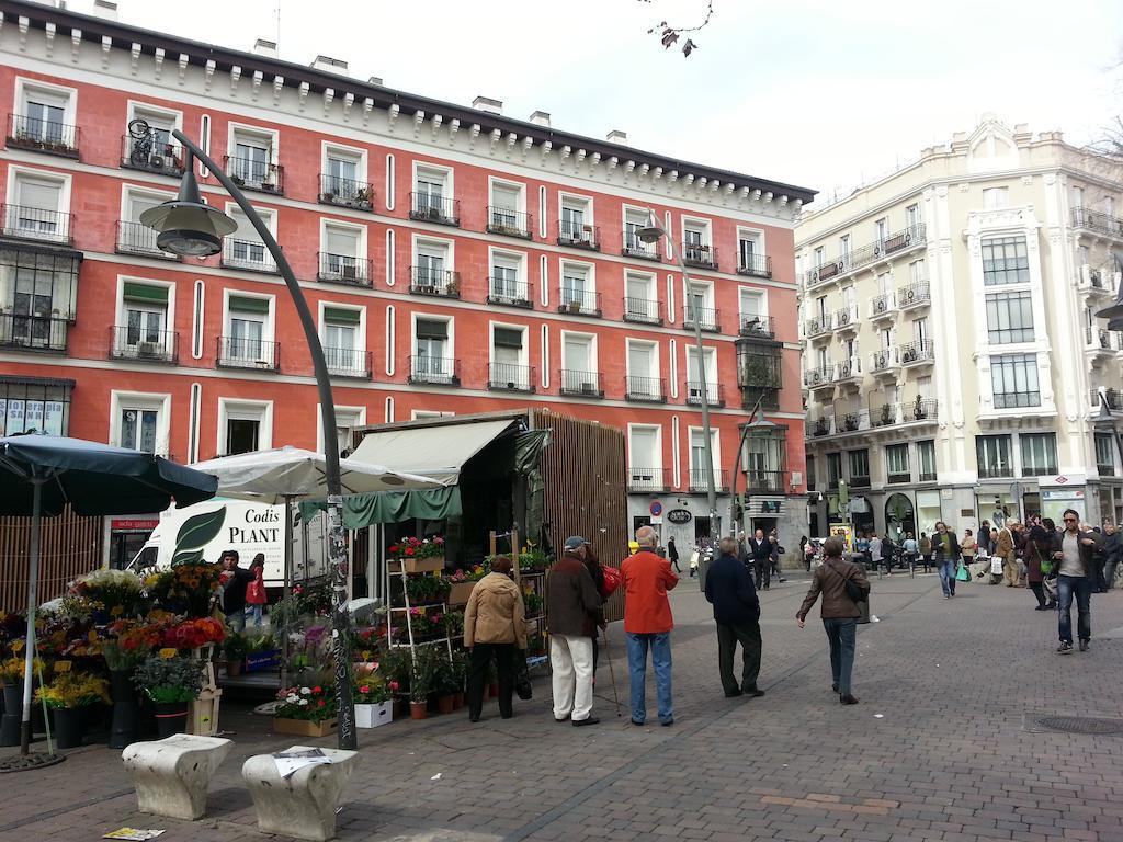 Casa De Huespedes Prada Hotel Madrid Exterior photo
